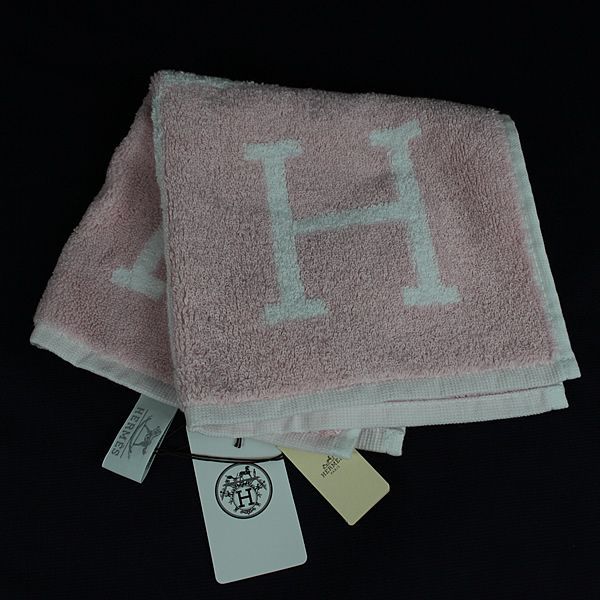 HERMES(エルメス) アヴァロン ピンク×白 ハンドタオル　新品未使用 HERMES エルメス アヴァロン タオルセット タオル ピンク ブルー
