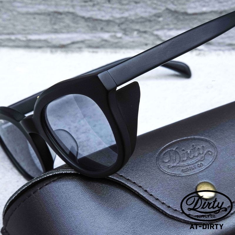 AT-DIRTY Co. サングラス 調光レンズ ケース付 2%ER別注WINDY