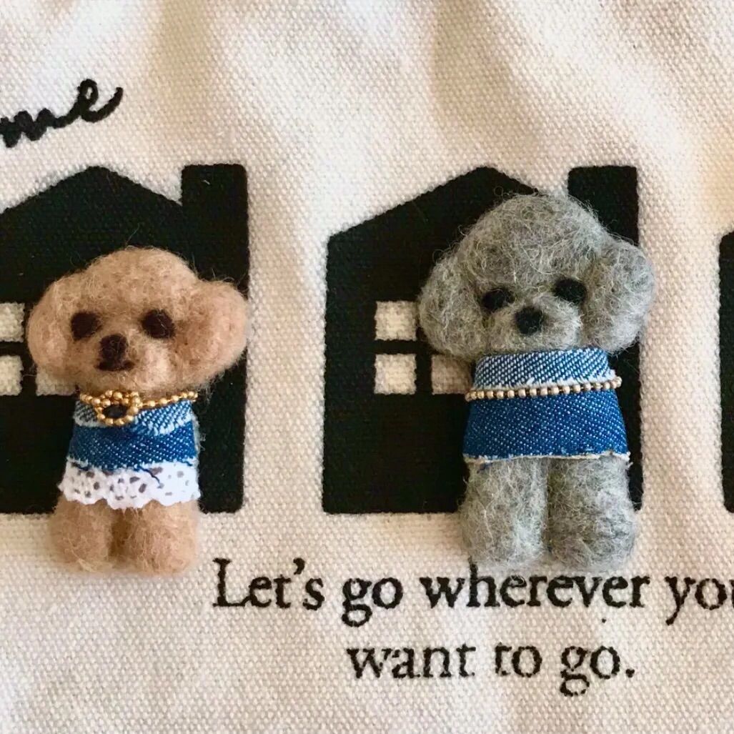 羊毛フェルトハンドメイド仲良し兄妹トイプーちゃん 受注製作羊毛フェルトハンドメイドトイプードル | iichi 日々の