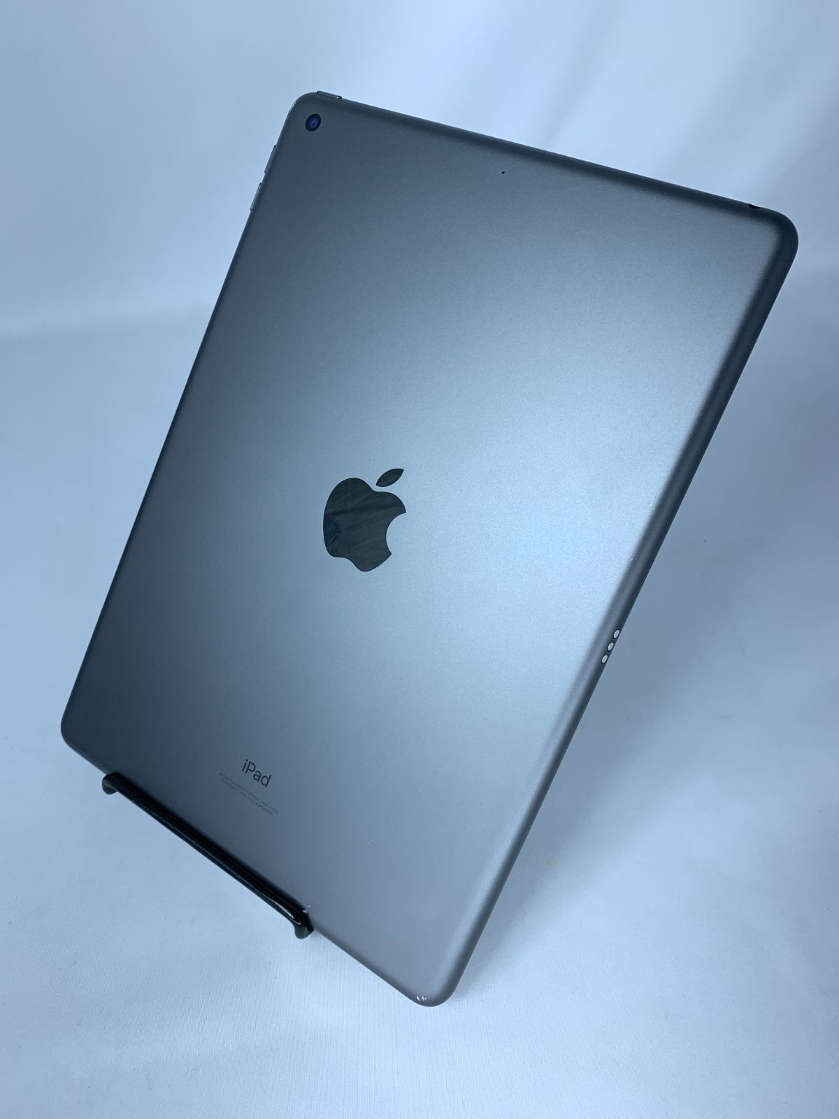 フレームキズ有 画面キズ有 Apple iPad 10.2インチ 2021 Wi-Fiモデル 64GB スペースグレイ MK2K3J|A