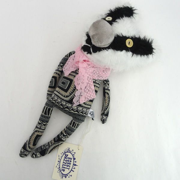 お値下げ❣️ ボビーダズラー　ぬいぐるみ女の子　レア商品　タグ付 お値下げ❣️ ボビーダズラー ぬいぐるみ女の子 レア商品 タグ付