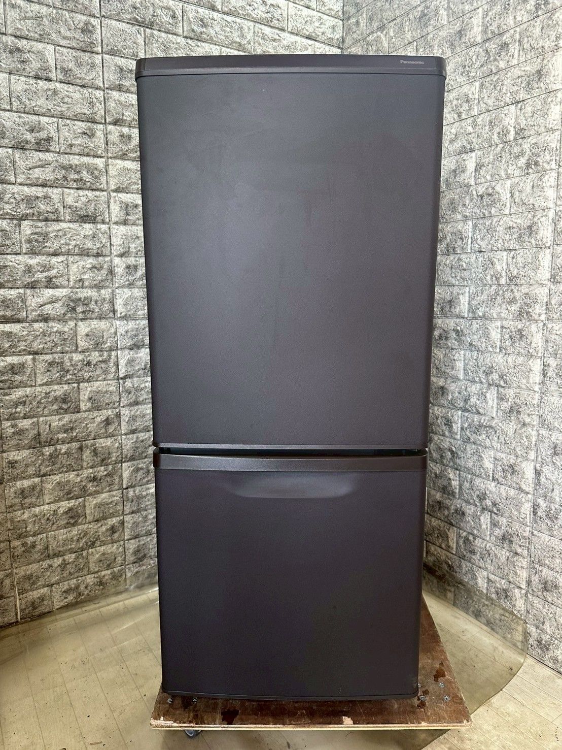 ★中古美品！パナソニック　NR-B14HW-T 2023年製　2ドア冷蔵庫 高年式】大阪送料無料☆3か月保障付き☆冷蔵庫☆パナソニック☆2