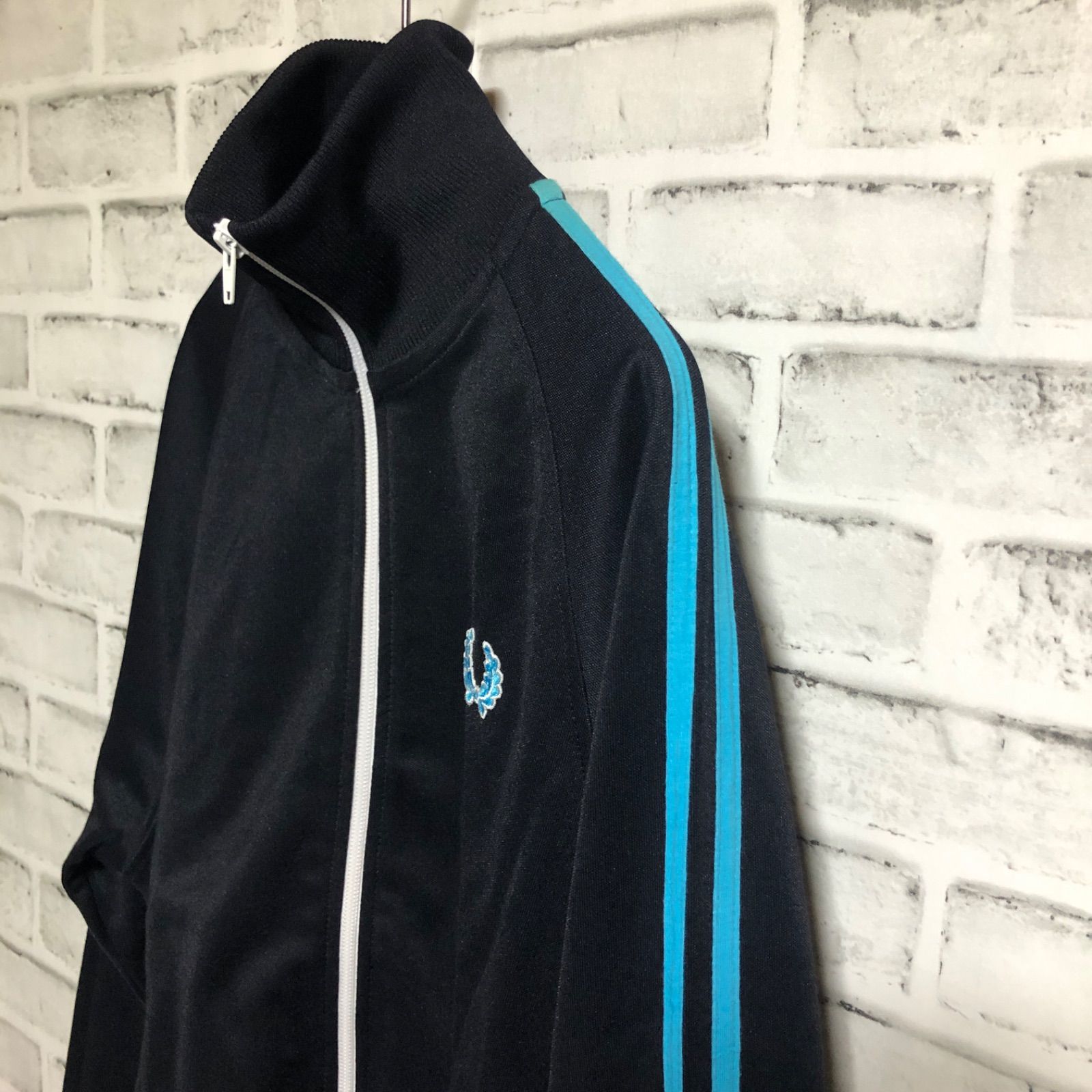 【レア】フレッドペリー ポルトガル製 トラックジャケット ジャージ 袖ロゴ月桂樹 Fred Perry⭐️トラックジャケット/ジャージ XL 刺繍月桂樹