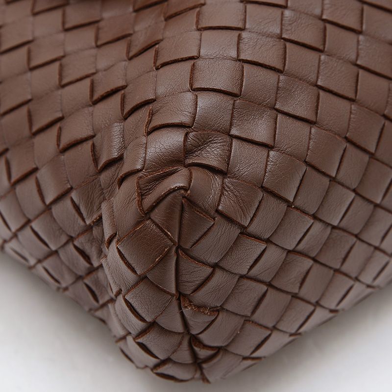 ボッテガヴェネタ イントレチャート ショルダーバッグ レザー ブラウン メンズ USTAUSTRALIA_COM_AU