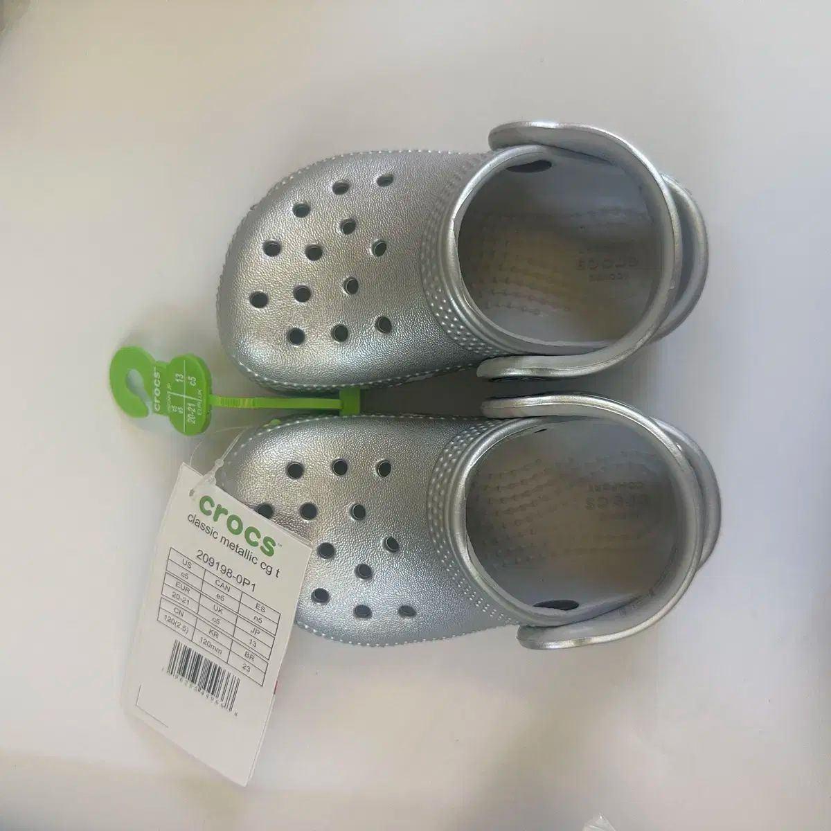 120mm 新製品| クロックス クラシック メタリック シルバー 下駄 幼児