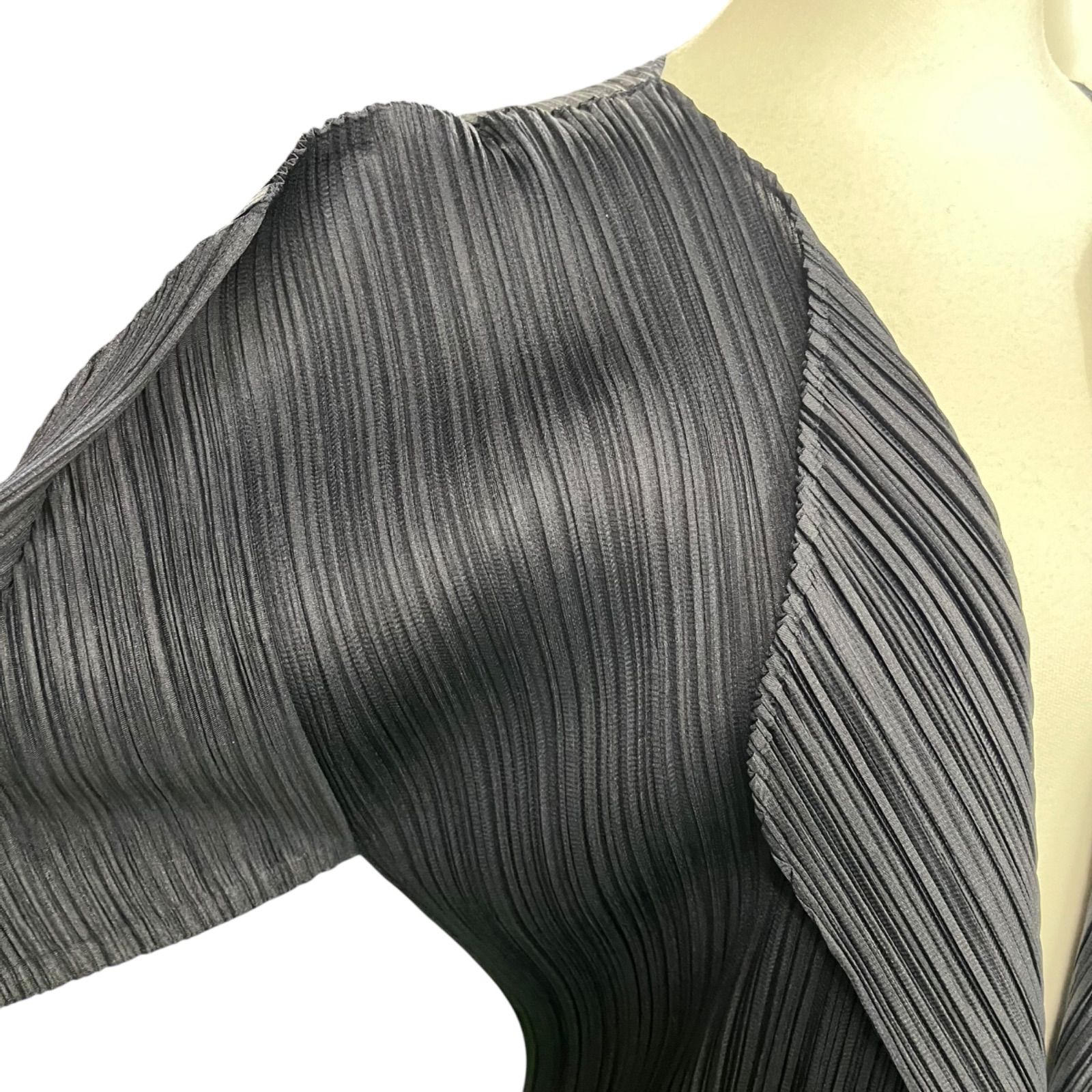 極美品 プリーツプリーズ PLEATS PLEASE プリーツ カーディガン 極美品 プリーツプリーズ PLEATS PLEASE プリーツ カーディガン