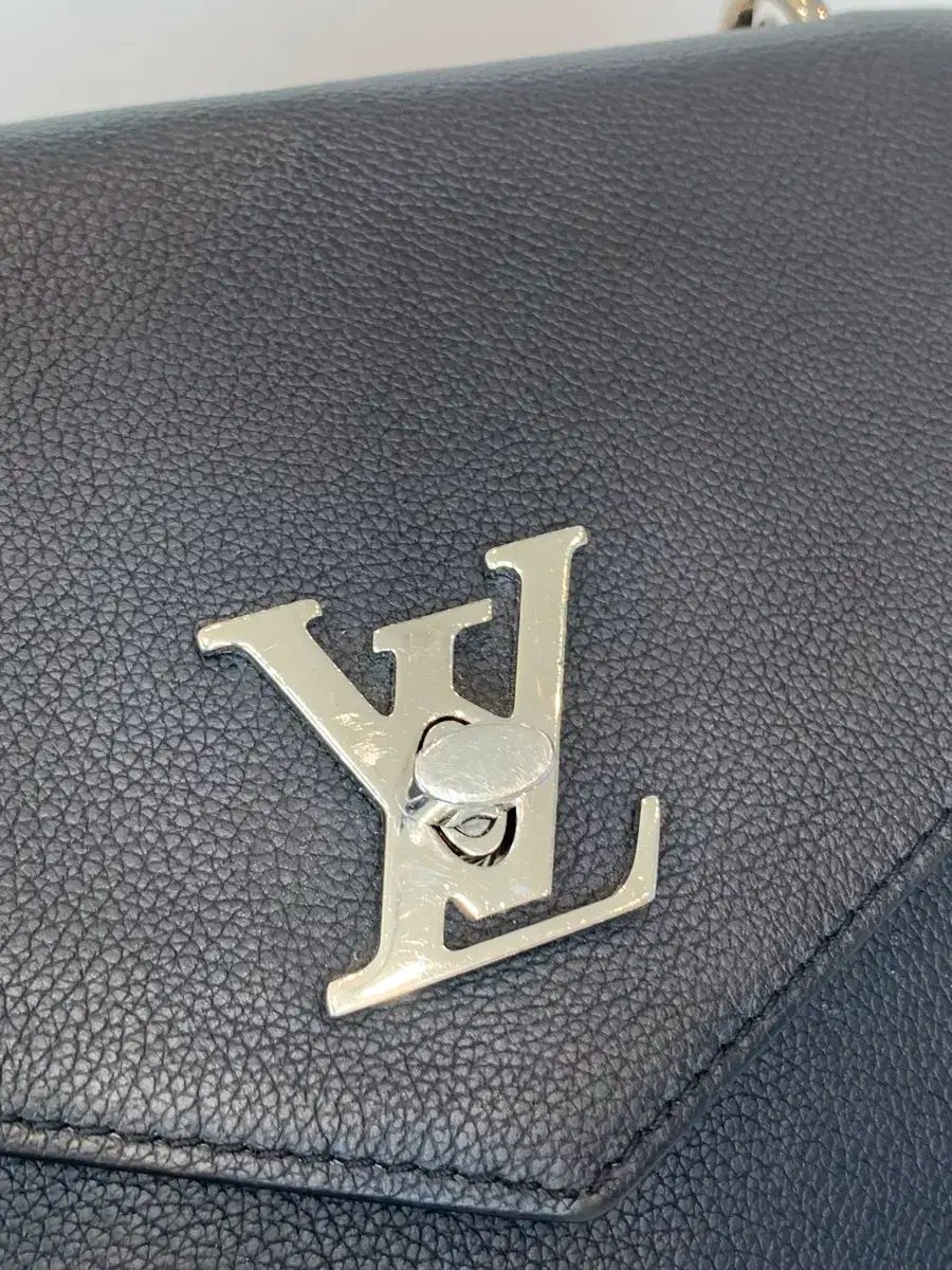 美品 ルイヴィトン レザー ウエスト ベルト 太め ブラック ロック 金具. LOUIS VUITTON ルイヴィトン マイロックミー・チェーン