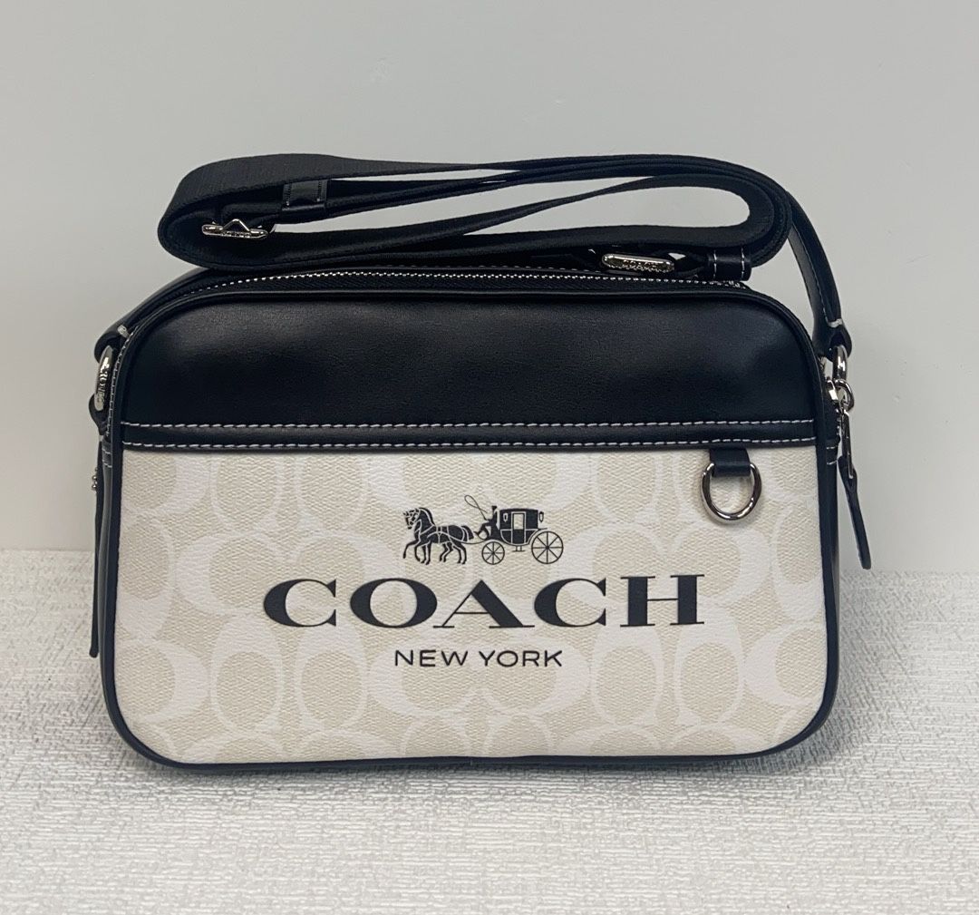 新作 2024 コーチ バッグ COACH CP062 メンズ ショルダーバッグ ボディバッグ シグネチャー グラハム クロスボディー 斜めかけバッグ  - メルカリ