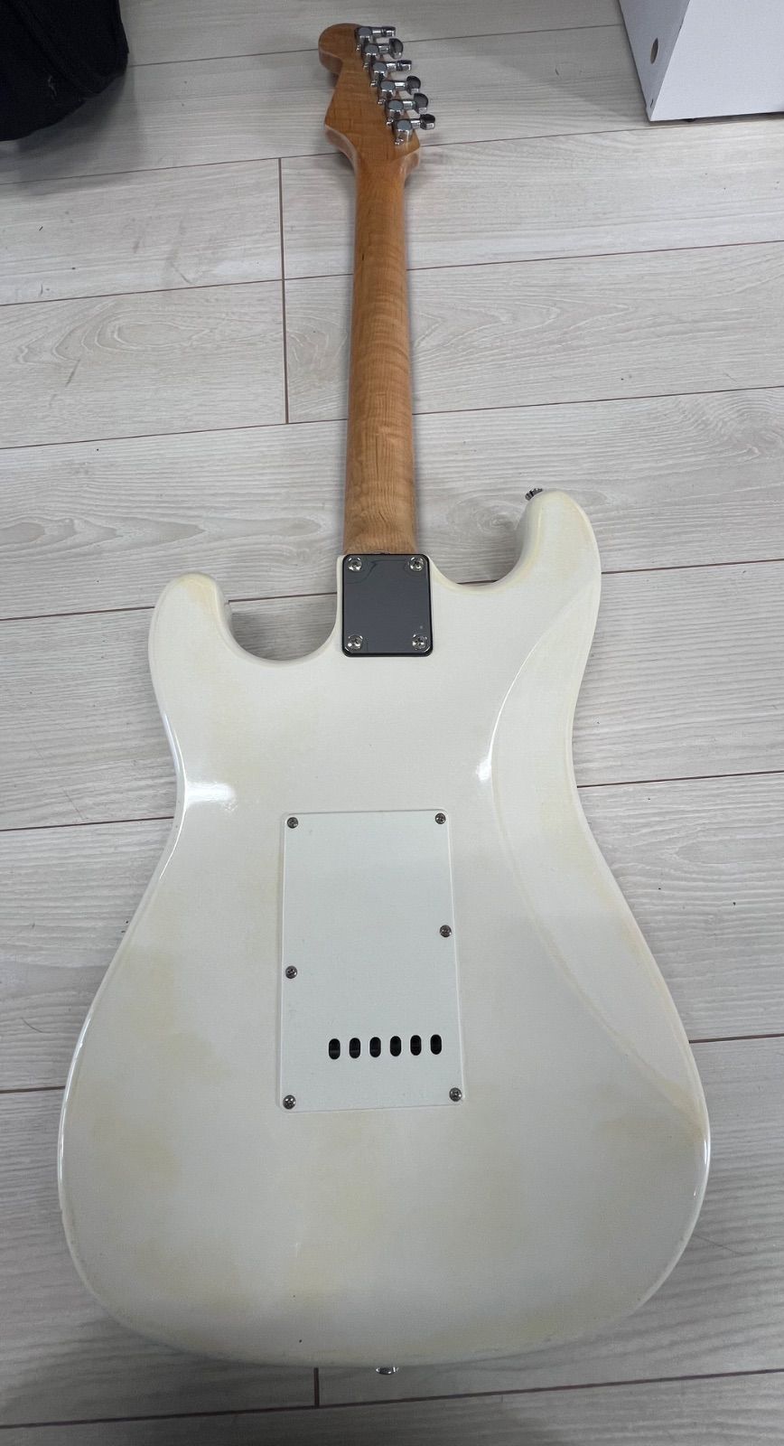 busker's バスカーズ ストラトキャスター ストラト ST 白 ホワイト
