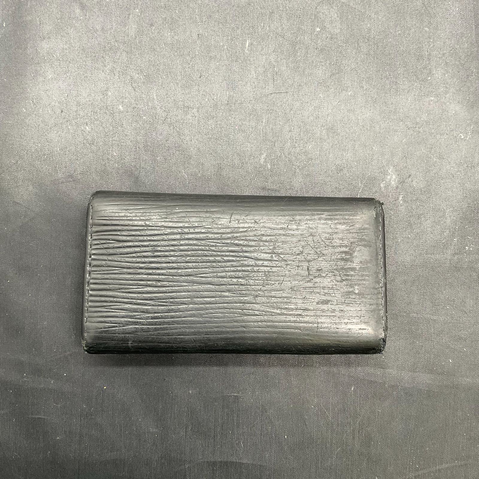 ルイヴィトン エピ ミュルティクレ4 B25093818