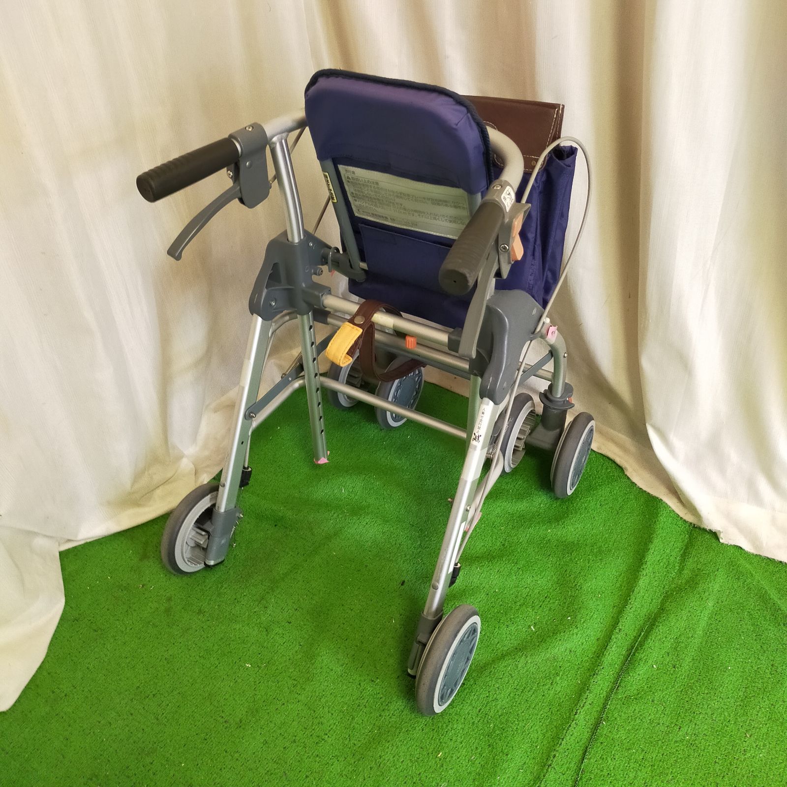 (トム)幸和製作所 テイコブリトルスリム TacaoF 介護 WAW04 Tacaof 歩行車 歩行器 屋外 屋内 テイコブ リトルスリム WAW04