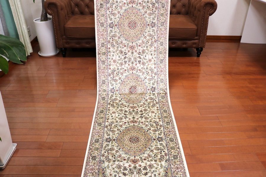 ペルシャ柄絨毯 67×240 新品未使用 玄関マット キッチンマット ペルシャ柄絨毯 67×240 新品未使用 玄関マット キッチンマット