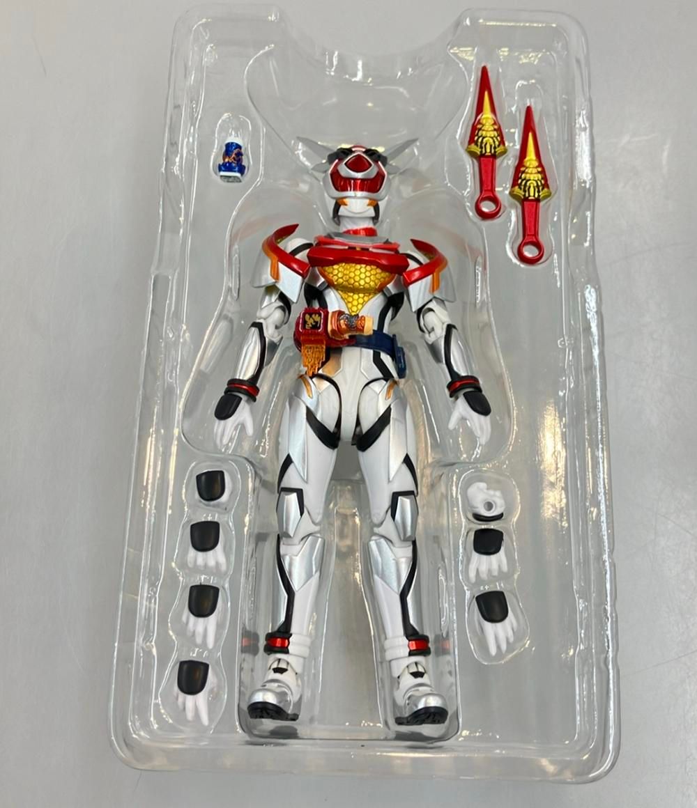 未開封品 フィギュアーツ 仮面ライダーアギレラ クイーンビーゲノム　リバイス 未開封品 フィギュアーツ 仮面ライダーアギレラ クイーンビー