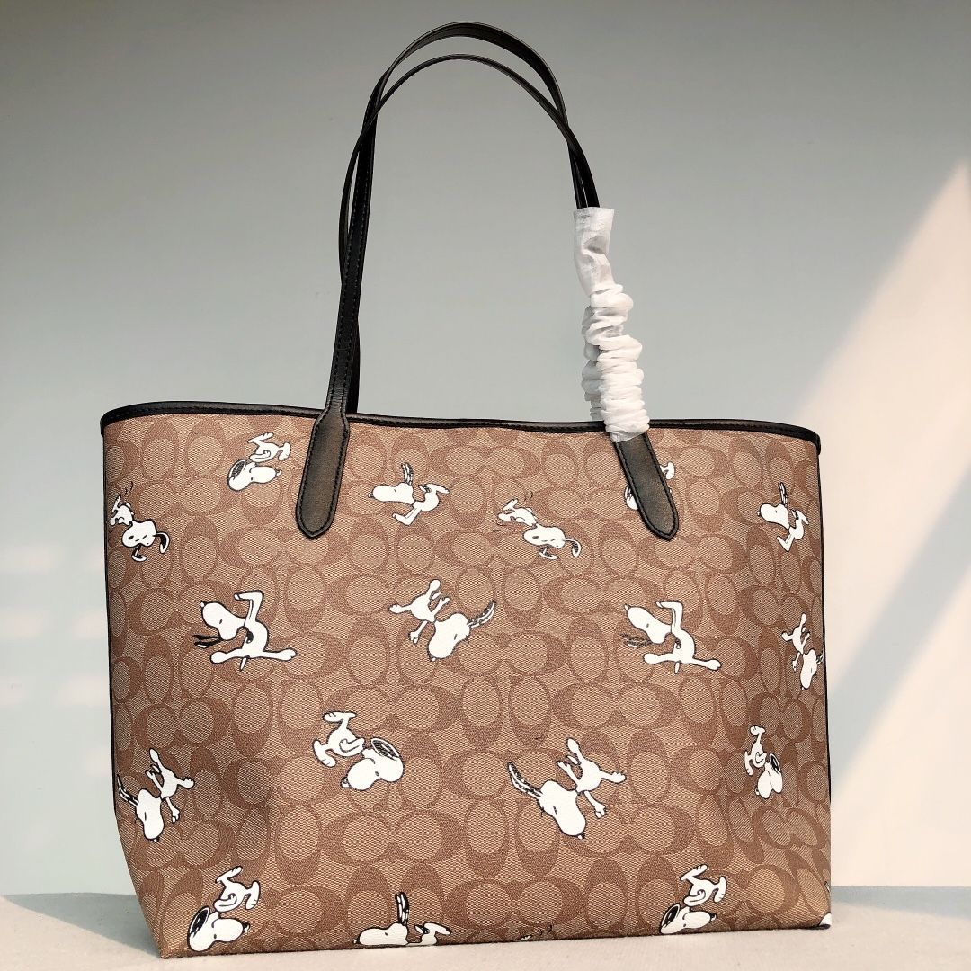 新品未使用 COACH コーチ C6160 トートバッグ COACH X PEANUTS スヌーピー コラボ シグネチャー - メルカリ