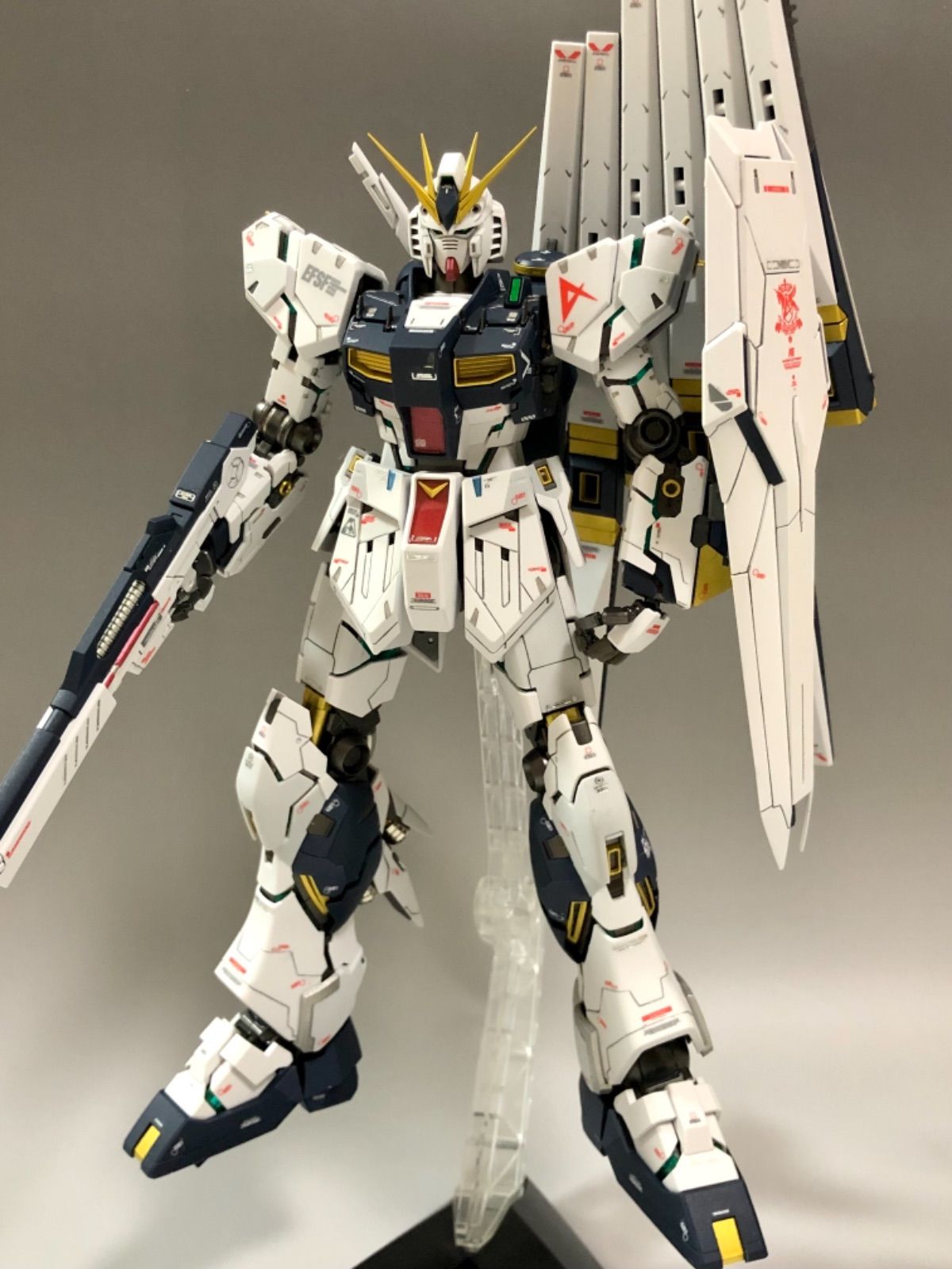 ガンプラ完成品 MGνガンダムver.ka 1/100ガンダムヴィダール
