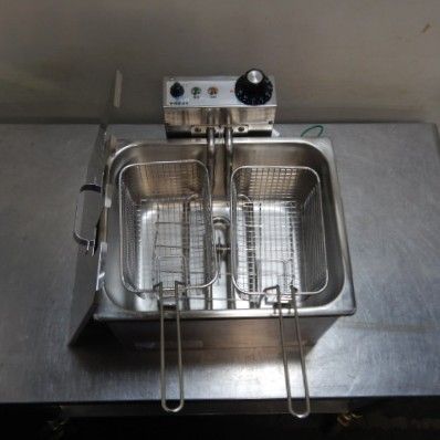 中古】2022年製 タイジ TF-40A 100V 1100W 4L 電気 卓上 フライヤー