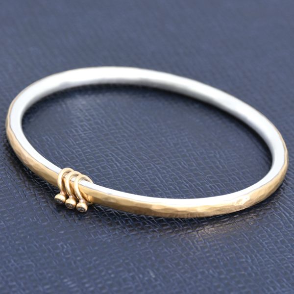 稀少 マルコムベッツ ハンマリングバングル3pダイヤ SV×22k 稀少 マルコムベッツ ハンマリングバングル3pダイヤ SV×22k