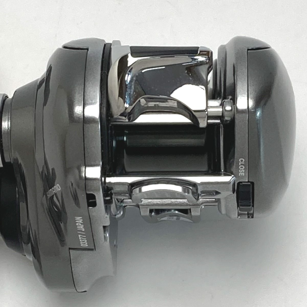SHIMANO シマノ 15 メタニウム DC 03377 左ハンドル ベイトリール