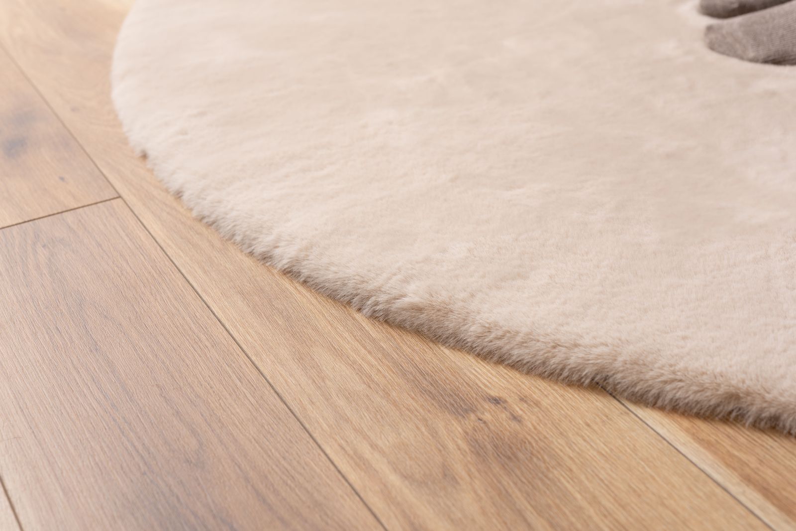 本州 ラグ サークル150 シャギーラグ ソフトタイプ シンプル 滑り止め加工 インテリア 約φ150 MARWIL-DEMENAGEMENTS_CH