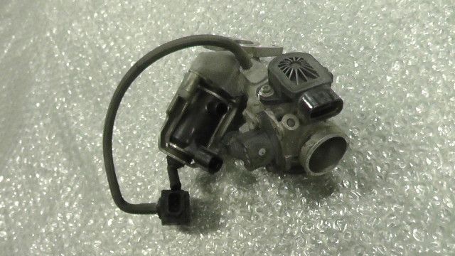 アドレスV50　CA44A　の　スロットルボディ　インジェクター:#1738113624