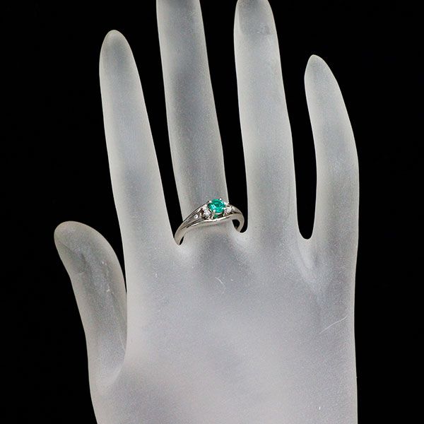 リングレディース　Pt900 エメラルド0.37ct D0.23ct 11号 楽天市場】プラチナ エメラルド ダイヤモンド リング 8号 E1