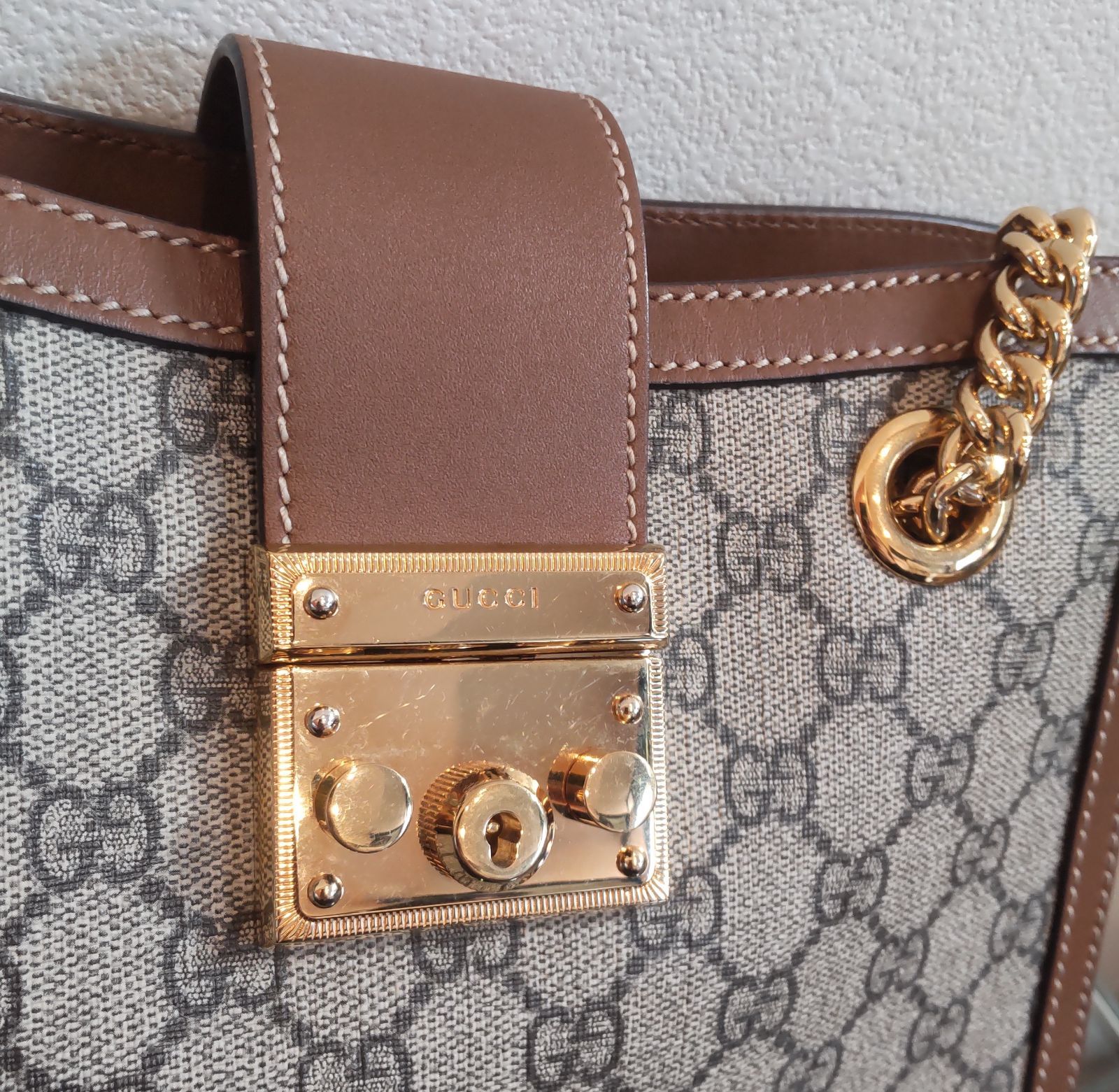718 綺麗！ GUCCI グッチ パドロック GG スモール ショルダー