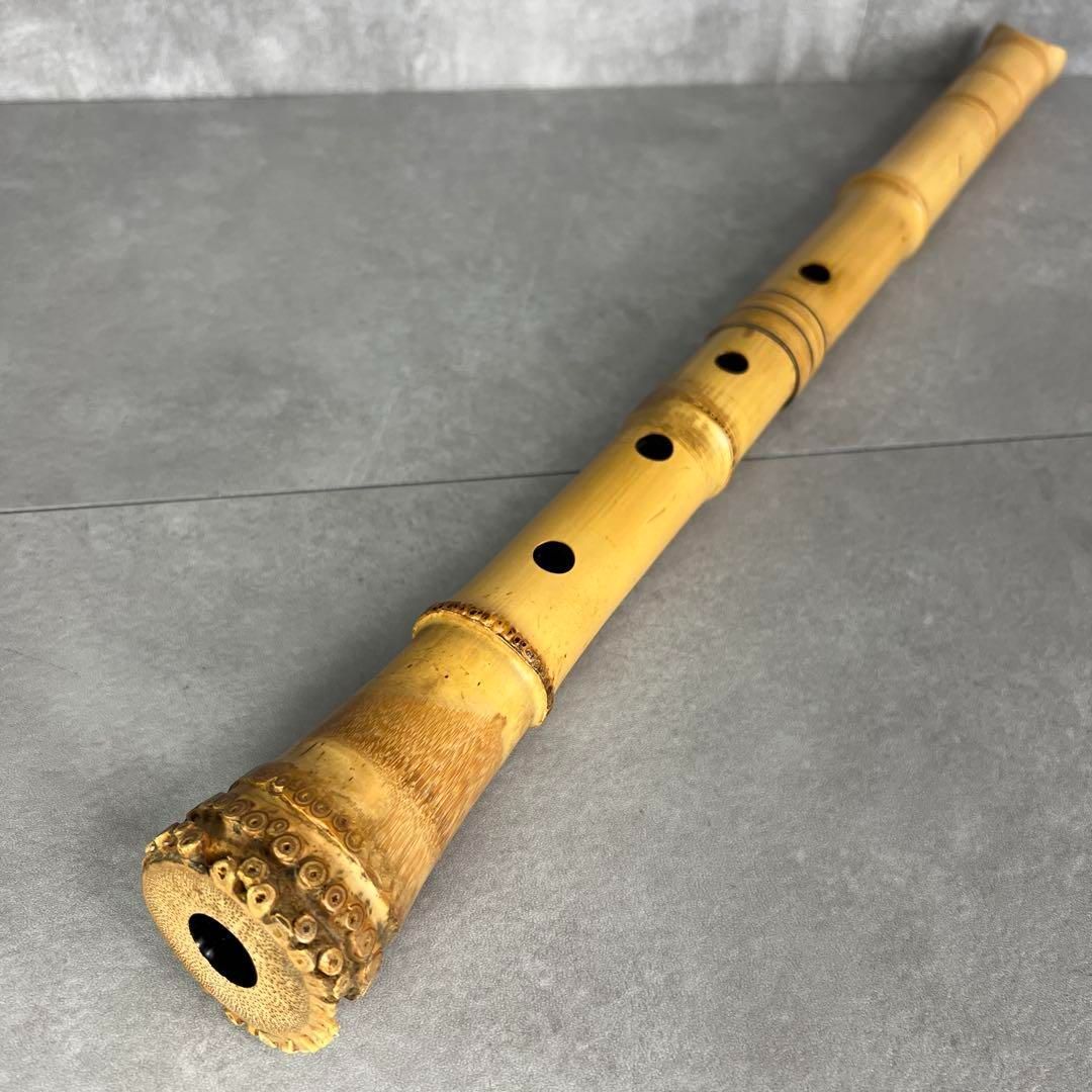 人気 尺八 琴古流 バチ型 銘あり 竹治 1印 銀三線 1尺8寸 5孔 和楽器 25M9250TR0005-22