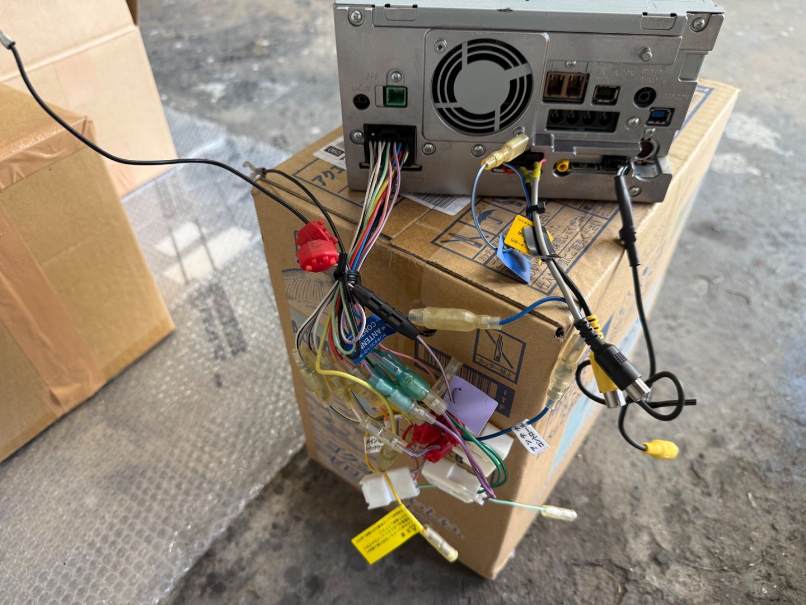 カロッツェリアナビAVIC-ZH07 HDD搭載 カロッツェリア サイバーナビ