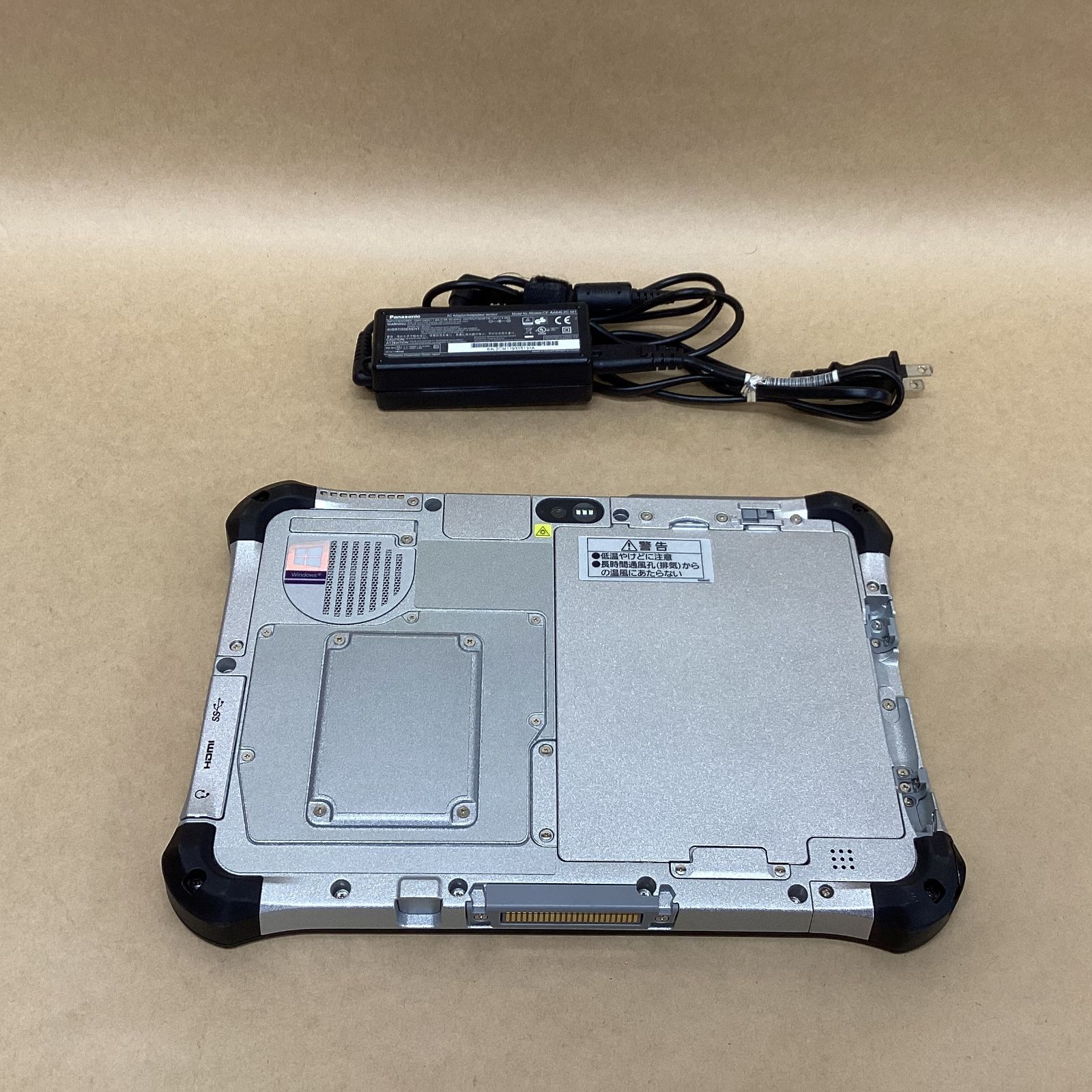 10.1型 タブレット Panasonic TOUGHPAD FZ-G1AABZZCJ 中古良品 第3世代