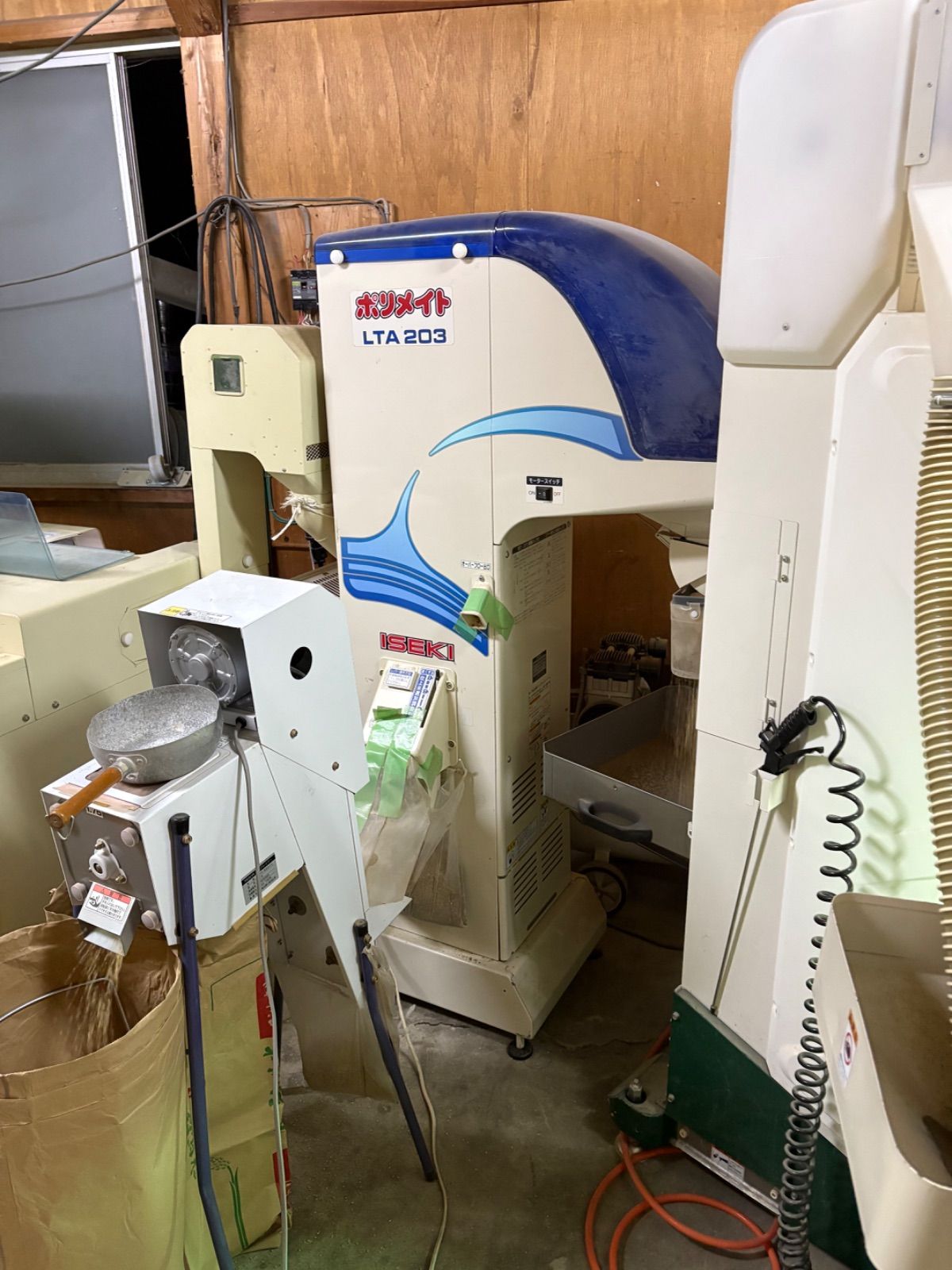 令和7年産新潟県長岡市栃尾産コシヒカリ中米 精米済み20kg