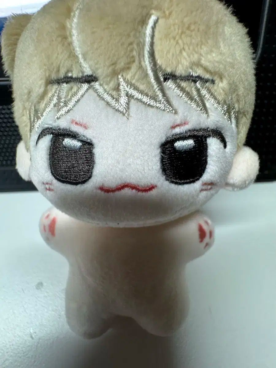 ディノ　ぬいぐるみ　5cm 新品　マスター　セブチ　svt SEVENTEEN ディノ 10cm ぬいぐるみ - メルカリ