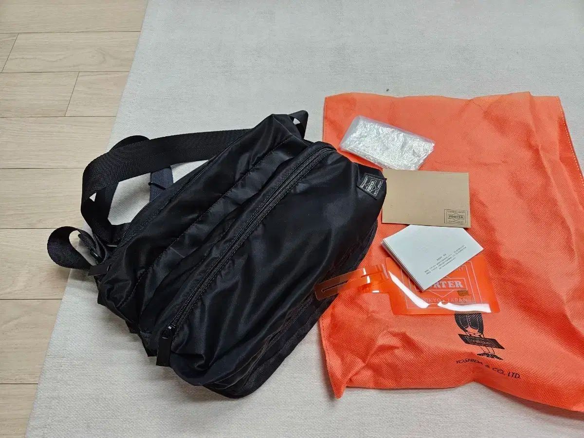 低価格！ 吉田ポーター フレーム ショルダーバッグ