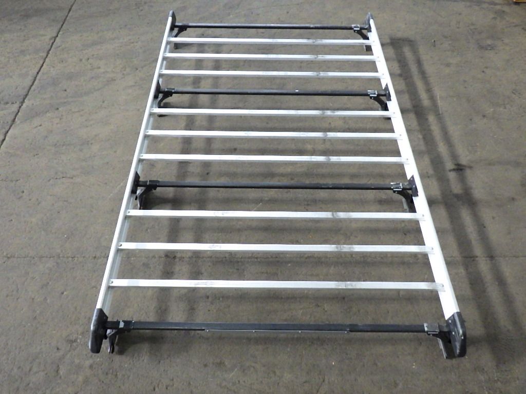 レジアスエース KDH206V ルーフキャリア THULE 約250cm×150cm×26cm