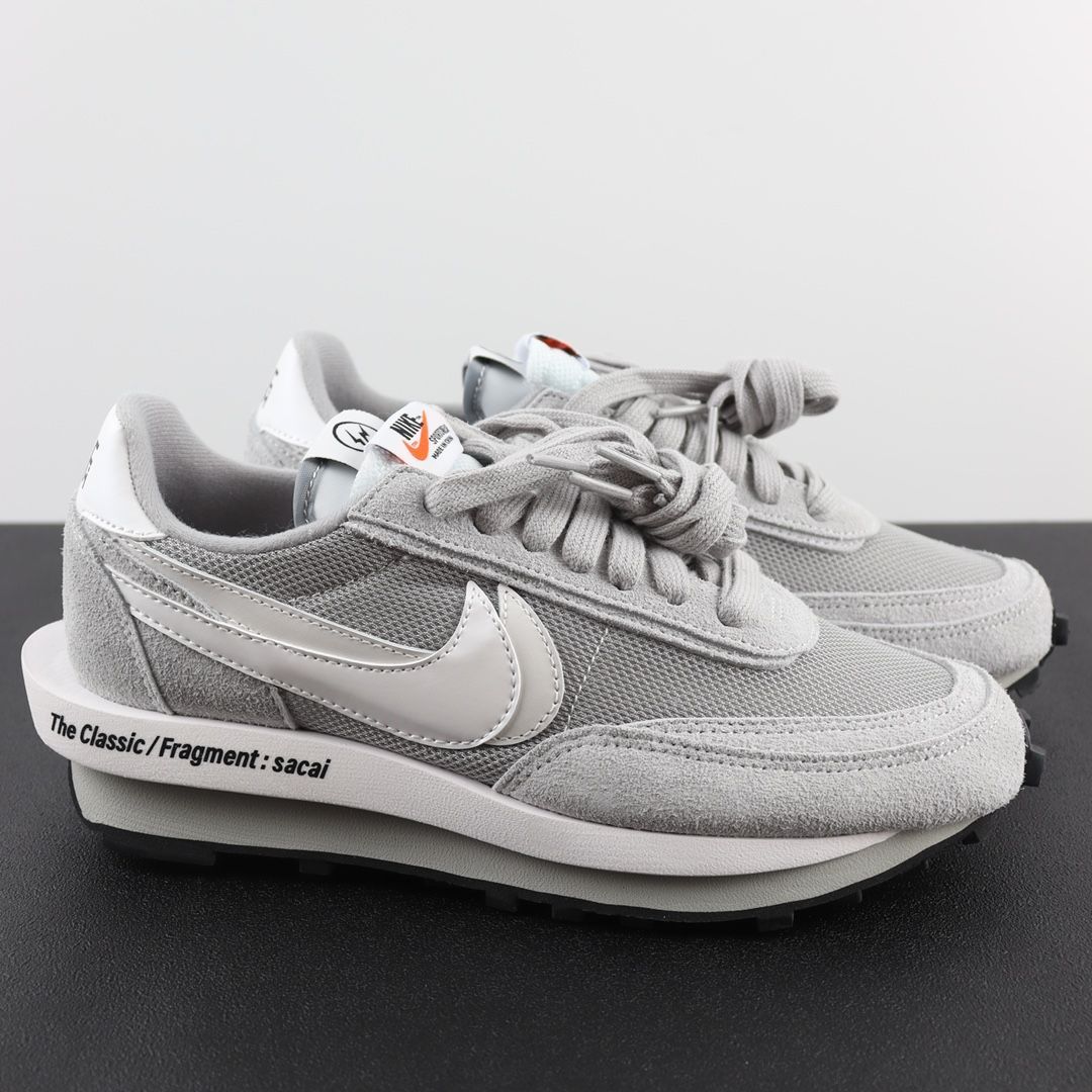 Nike ldwaffle fragment sacai