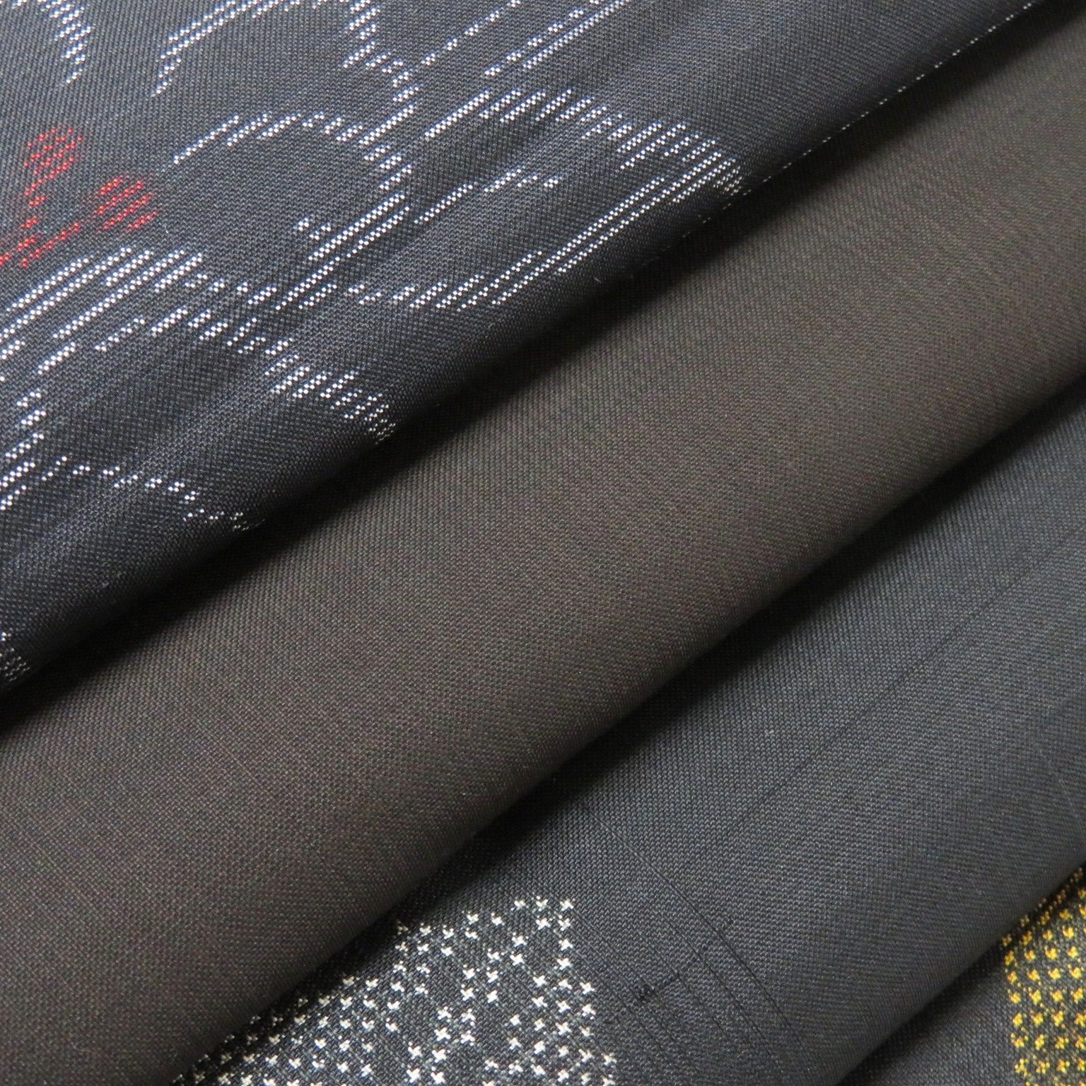 F73 着物 正絹 大島紬 まとめ売り 5点 イチゴの大島 - メルカリ