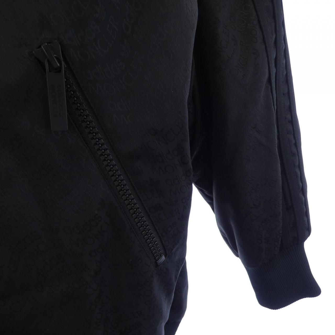 ダウンジャケット