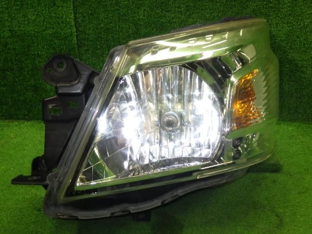NV350キャラバン LDF-CW8E26 左ヘッドランプASSY ハロゲン H021 26060-3XA1C 26060-3XA0C 9087