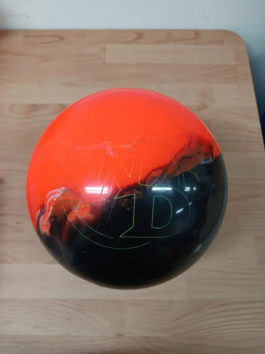 中古ボーリングボール 14p ホワイトドット スペアボール - メルカリ