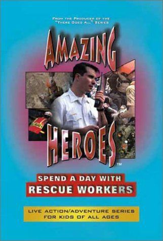 その他 Amazing Heroes: Rescue Workers [DVD] Amazing Heroes: Spend the Day with Police Officers (Video