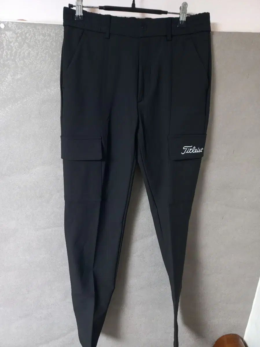 Titleist タイトリスト ユニセックス 起毛 ブラック カーゴ ゴルフ ズボン 28 29
