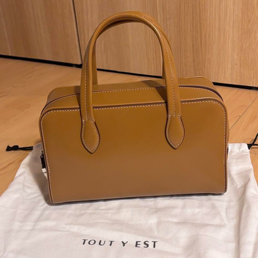 気質アップ】 est y tout TOUTYEST トゥティエ キャメル バッグ バッグ ...