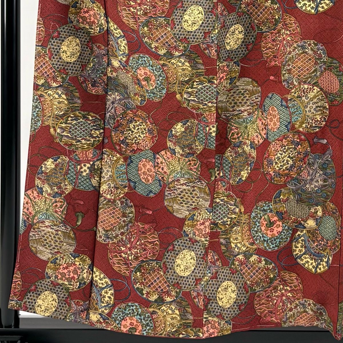 小紋 身丈158cm 裄丈63cm S 袷 三代目更勝 落款 鼓 青海波 赤茶 正絹 秀品