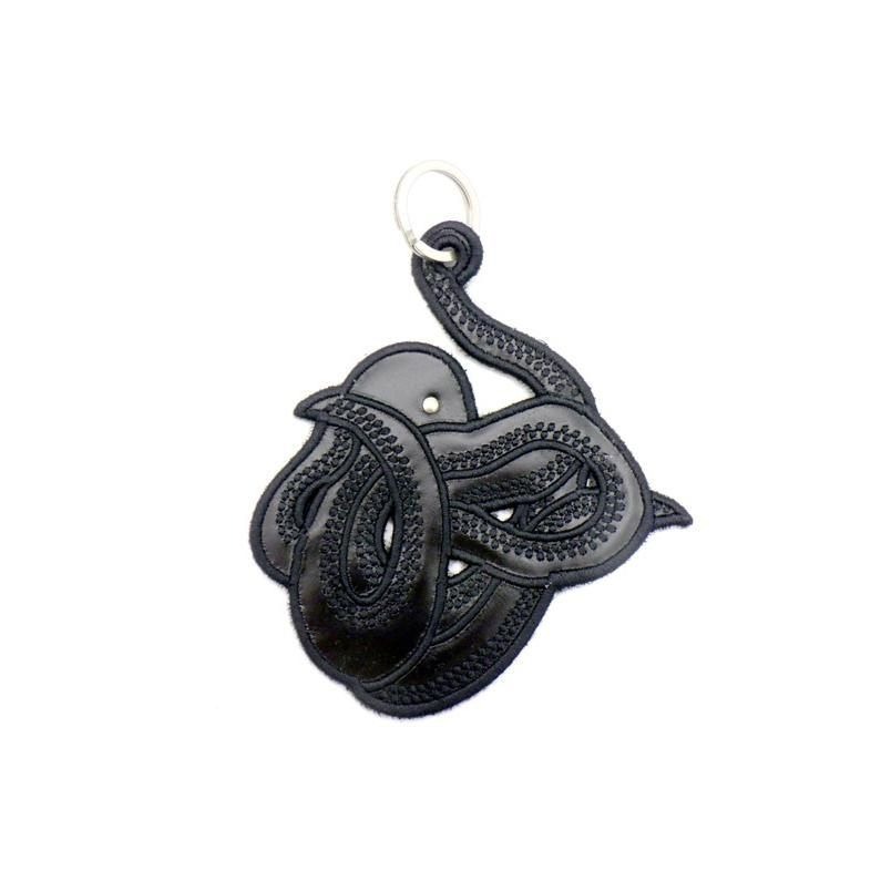 アワーレガシー OUR LEGACY 【 SQUID KEYRING A4248SKB