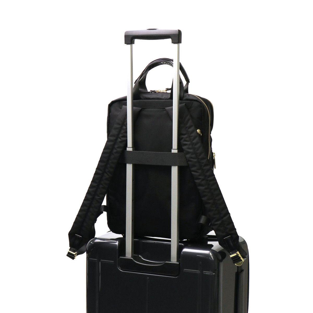 極美品】アニヤハインドマーチ ビジネスバッグ スマイル 黒 レザー 極美品】アニヤハインドマーチ ビジネスバッグ スマイル 黒 レザー