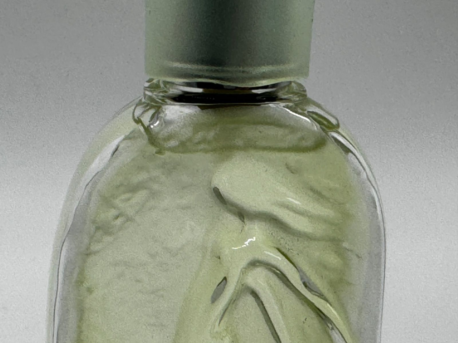 希少　新品未使用　ロシャス　フルール　ド　オウ　オードトワレ　香水　100ml ROCHAS - 希少☆入手困難 ロシャス フルール ド オウ オードトワレ