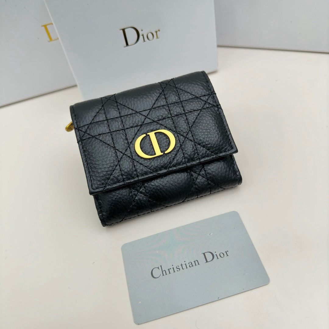 DIOR ディオール 折り財布 二つ折り財布 キルティング カナージュ