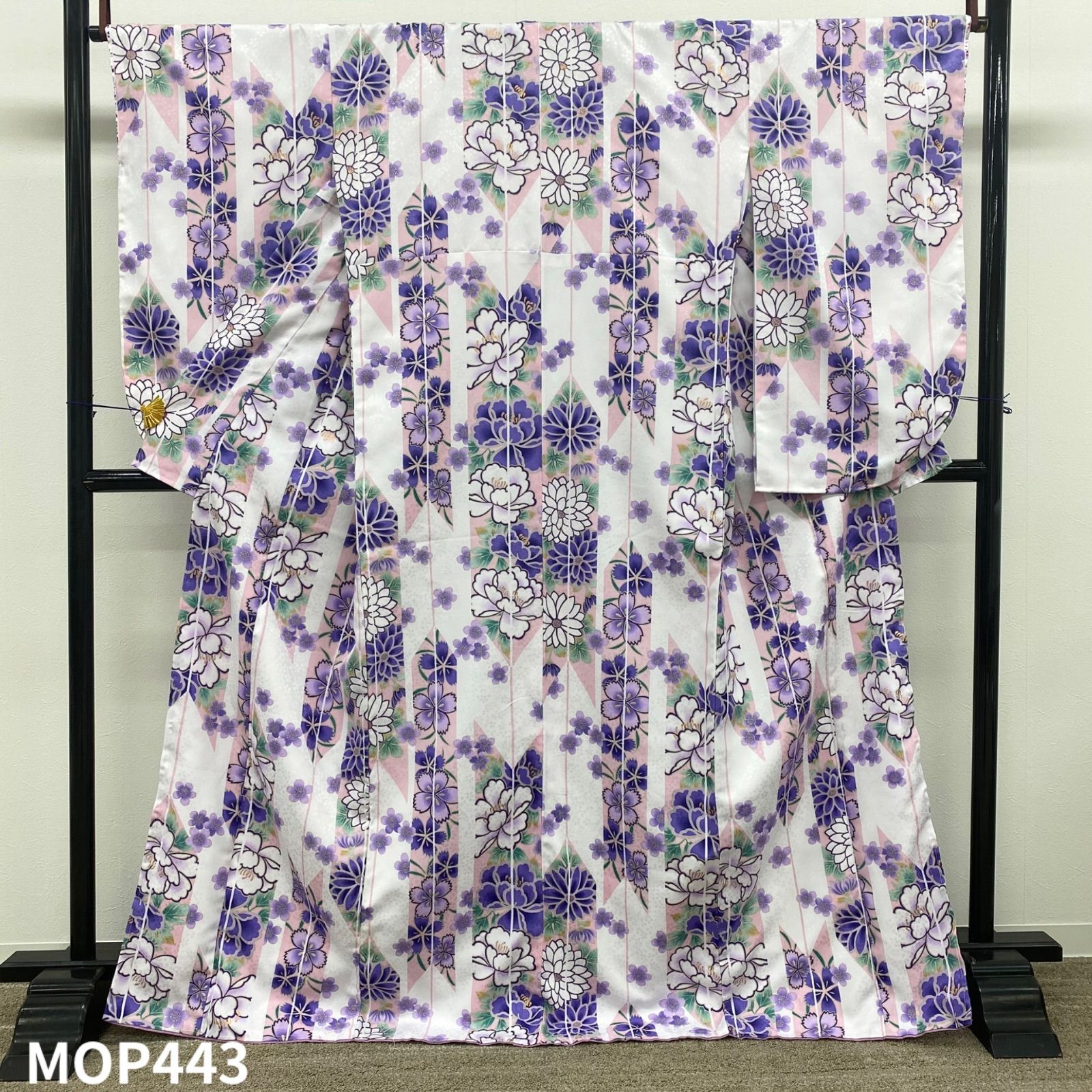 二尺袖 ポリエステル着物 紋意匠 金彩 桜 矢絣 袴向き 躾糸付きMOP443