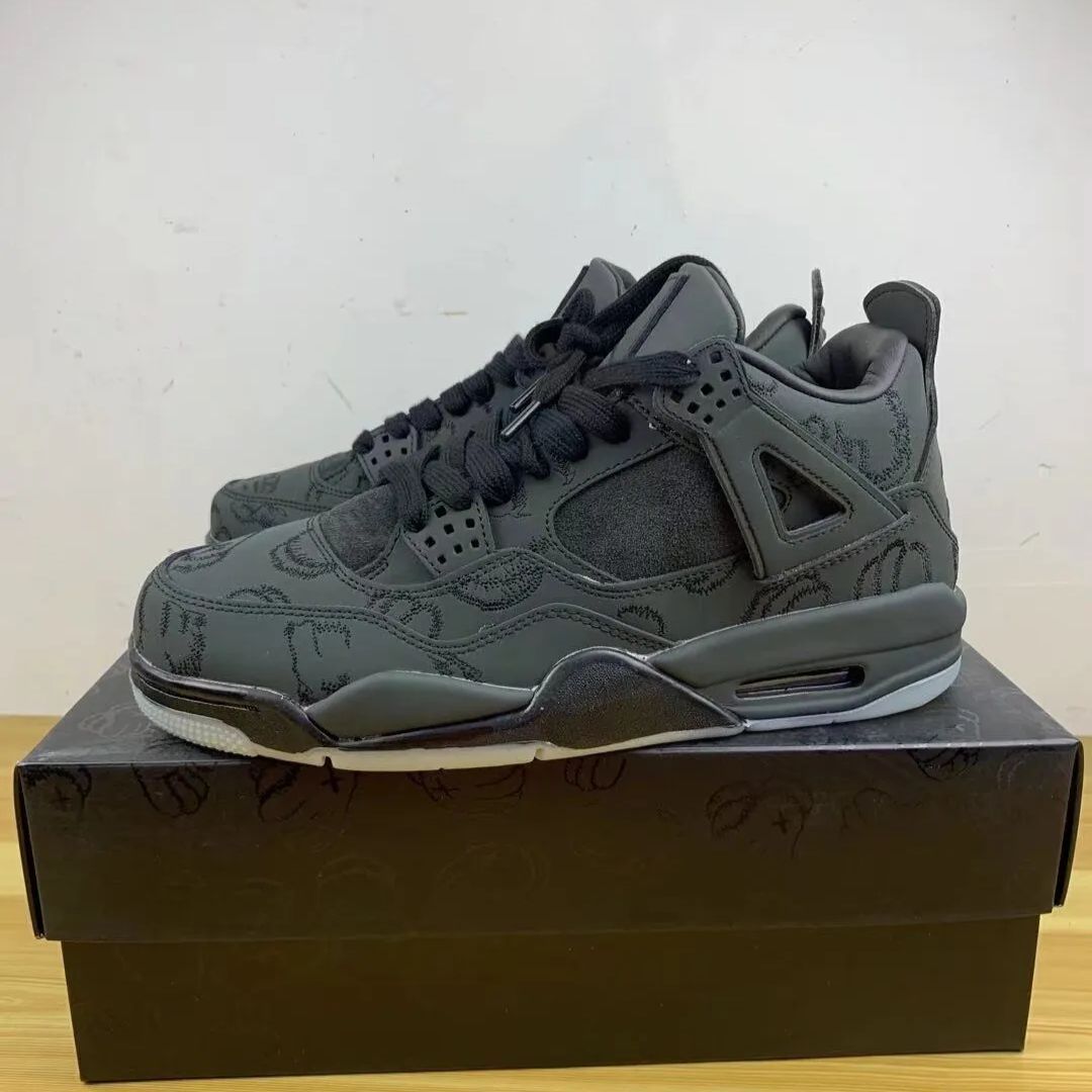 Jordan Air Jordan 4 kaws black ジョーダン エアジョーダン 4 コース ブラック