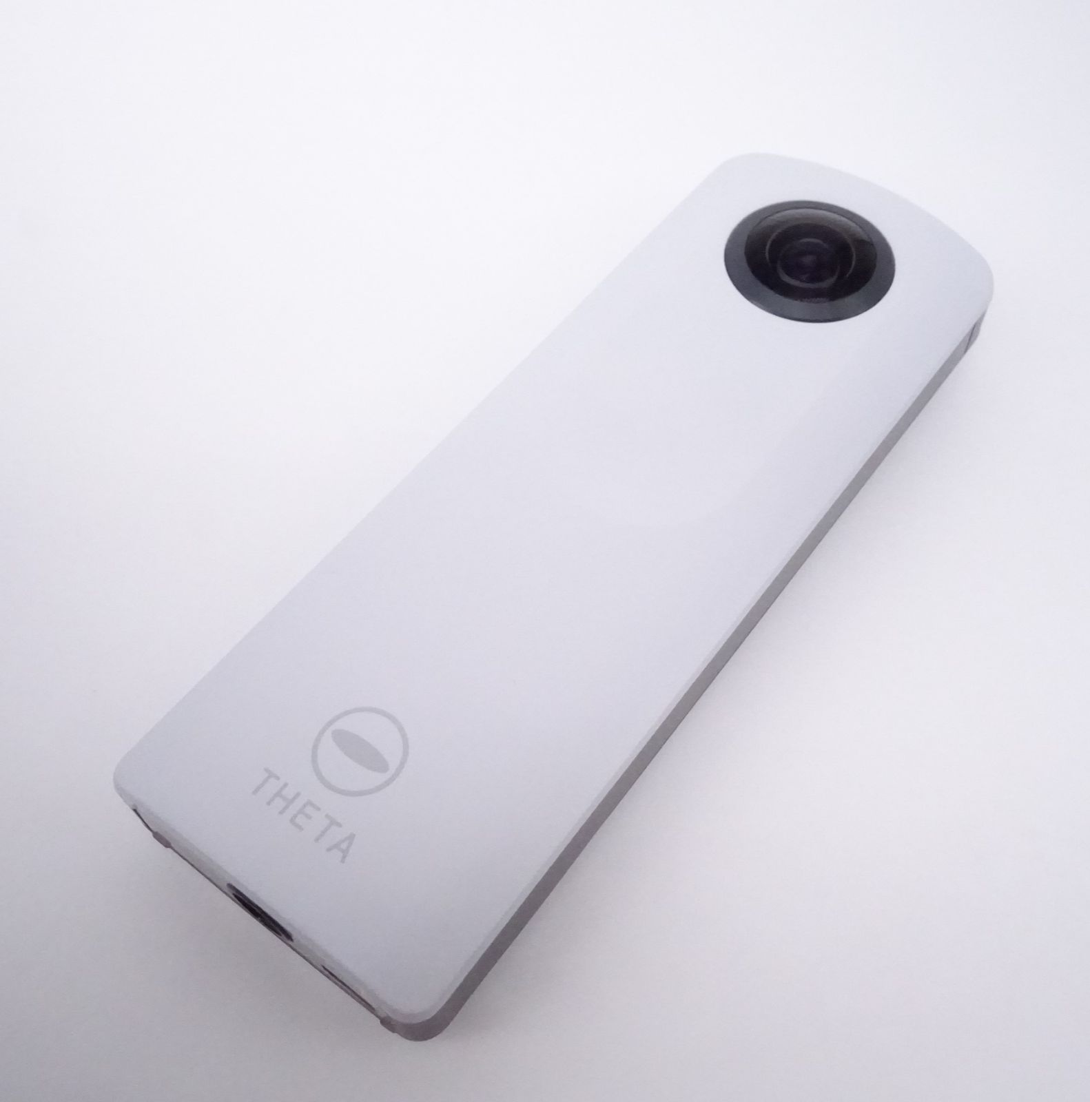 リコー THETA SC 360度カメラ ホワイト シータ 全天球 RICOH リコー THETA SC 360度カメラ ホワイト シータ 全天球 RICOH