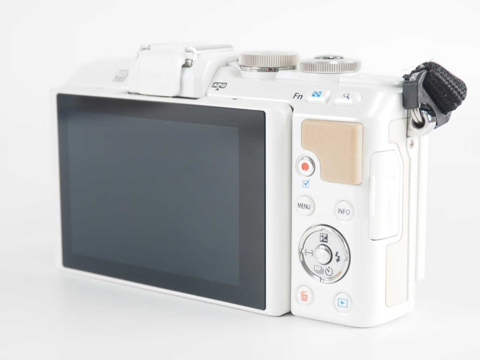 オリンパス Olympus PEN Lite E-PL7 White EZ 14-42 40-150 Lens 5236